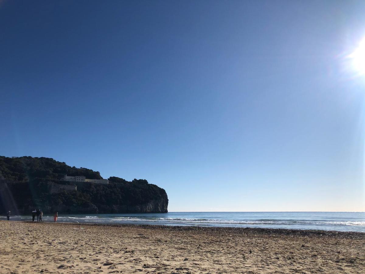 La Finestra Sul Mare Apartment กาเอตา ภายนอก รูปภาพ