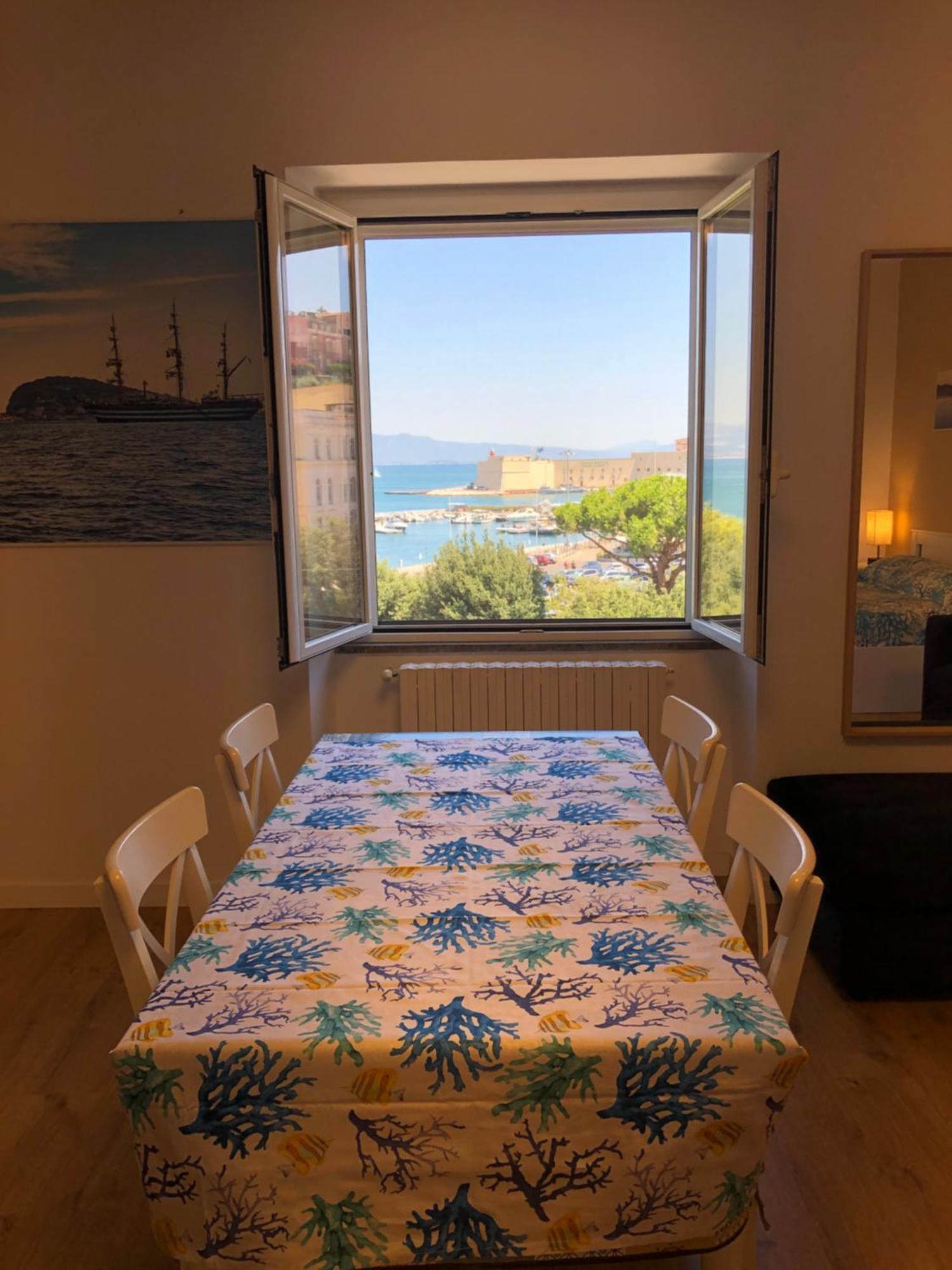 La Finestra Sul Mare Apartment กาเอตา ภายนอก รูปภาพ